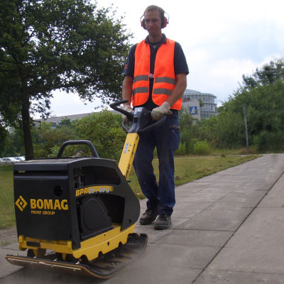 Виброплита Bomag BPR 35/60 D H-start (реверсивная) Виброплита Bomag BPR 35/60 D H-start (реверсивная)