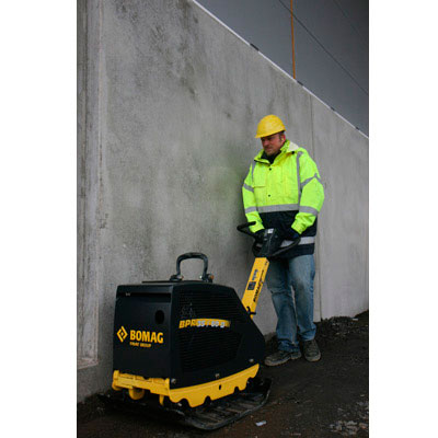 Виброплита Bomag BPR 35/42 D E-start (реверсивная) Виброплита Bomag BPR 35/42 D E-start (реверсивная)