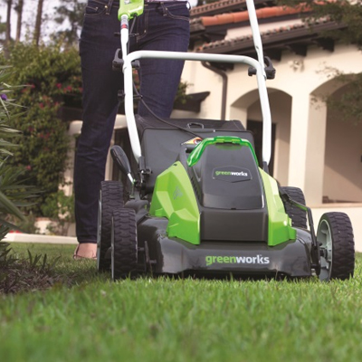Газонокосилка аккумуляторная Greenworks G40LM45K3 Газонокосилка аккумуляторная Greenworks G40LM45K3