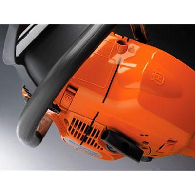 Бензопила Husqvarna 555 (9660109-15) Бензопила Husqvarna 555 (9660109-15)