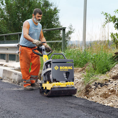 Виброплита Bomag BPR 25/40 (реверсивная) Виброплита Bomag BPR 25/40 (реверсивная)