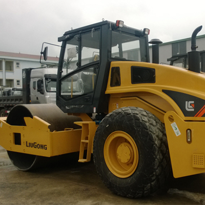 Каток грунтовый одновальцовый LiuGong CLG6626E Каток грунтовый одновальцовый LiuGong CLG6626E