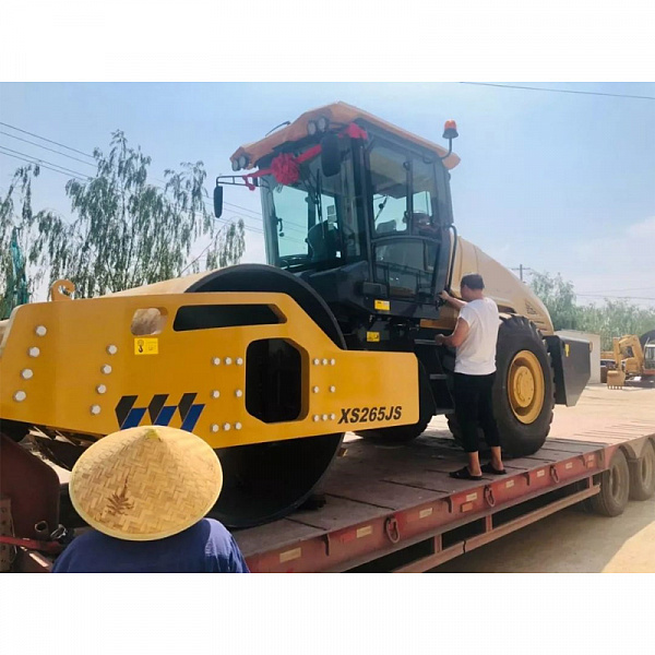 Дорожный каток XCMG XS265JS Дорожный каток XCMG XS265JS