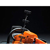 Бензопила Husqvarna 555 (9660109-15) Бензопила Husqvarna 555 (9660109-15)